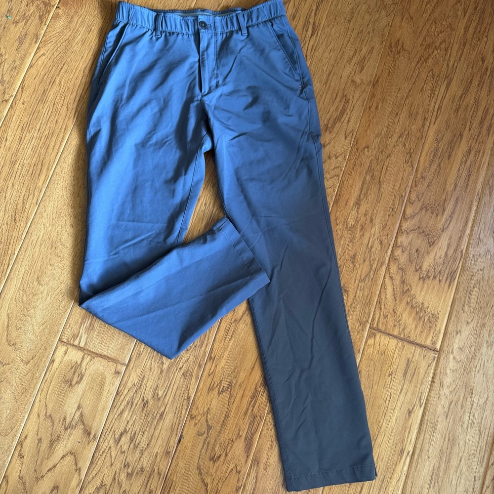 Under Armour Loose Fit Golf Performance Pants Men’s 32x32 Gray Grey Flat Front